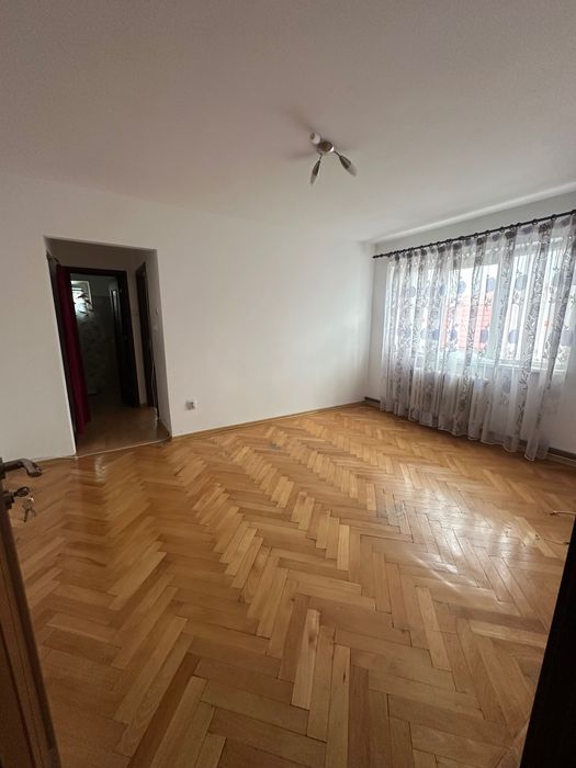 Apartament 3 camere Laguna