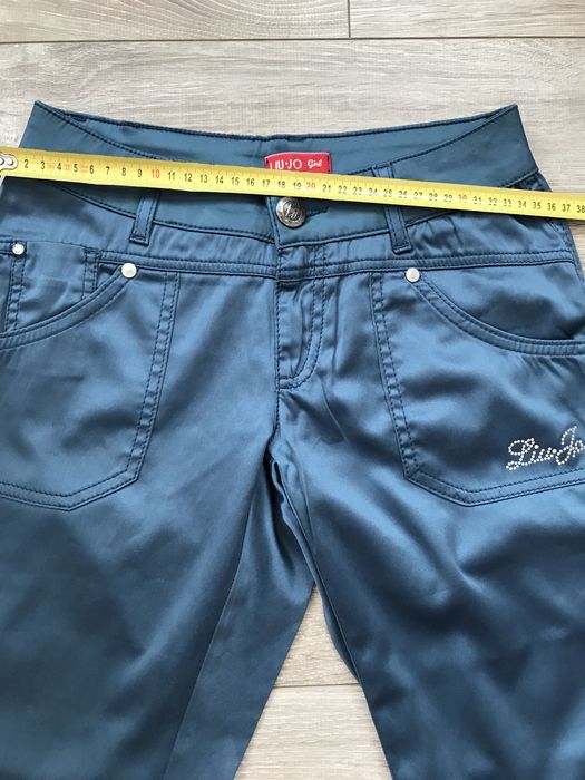 Pantaloni trei sferturi LiuJo nr.Xs
