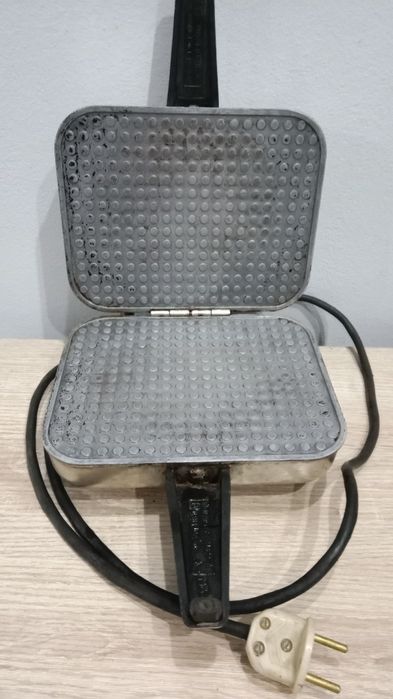 Вафельница советская продам