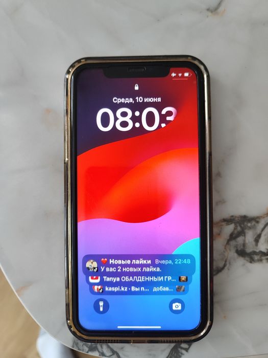 Продам Iphone 11