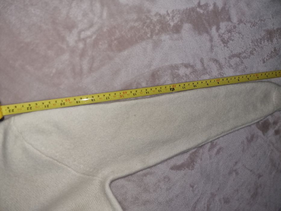 Pulover moale de lână Uniqlo