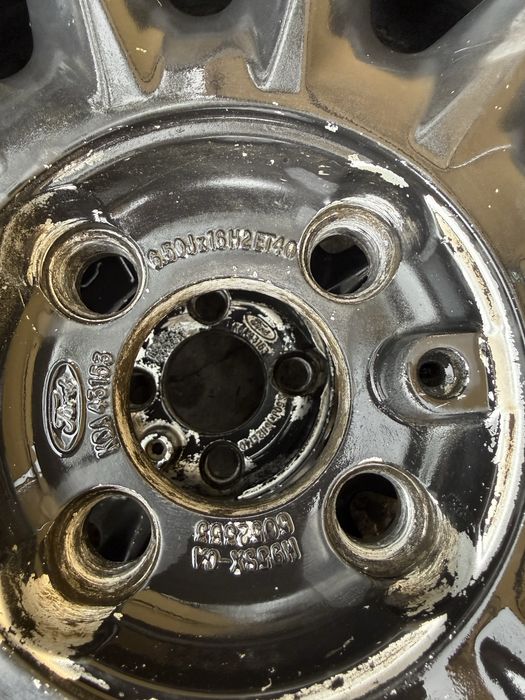 Продам диски на легковое авто R16