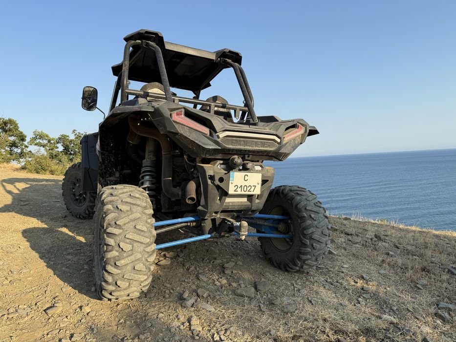 Utv Polaris Rzr 1000 XP
