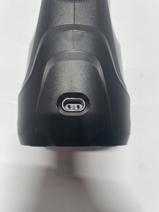 Aspirator geamuri KARCHER WV 5 Plus N WV5PLUSNBLEU, 0.1l, 3.7V, autonomie max 35 min, negru-alb