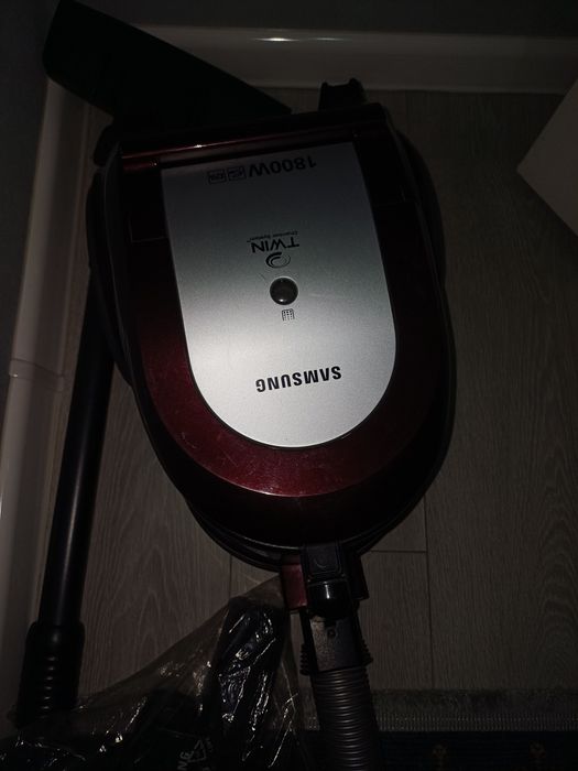 Пылесос (Samcung)