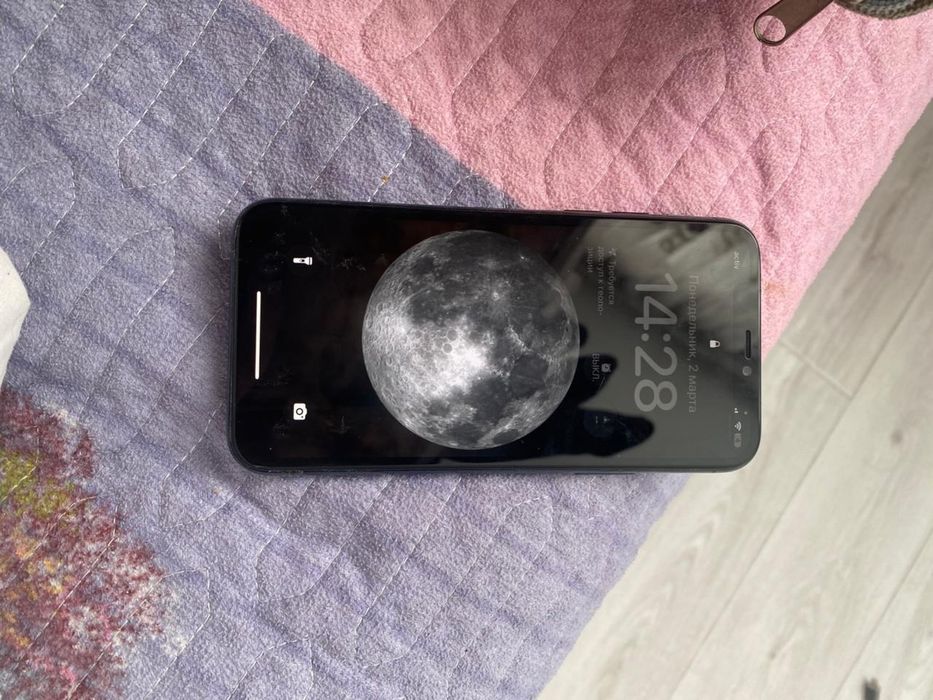 Продам айфон 11про