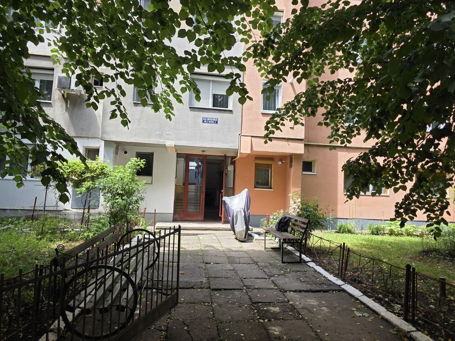 Apartament  de vanzare