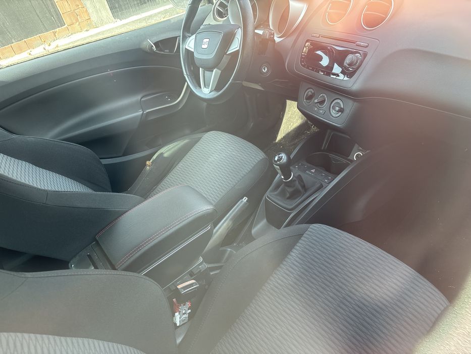 Dezmembrez seat ibiza 2011 1.4 cggb 1.2 cbzb