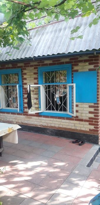 Продаётся дача 6 соток в ЧАРВАКЕ
Домик состоящи