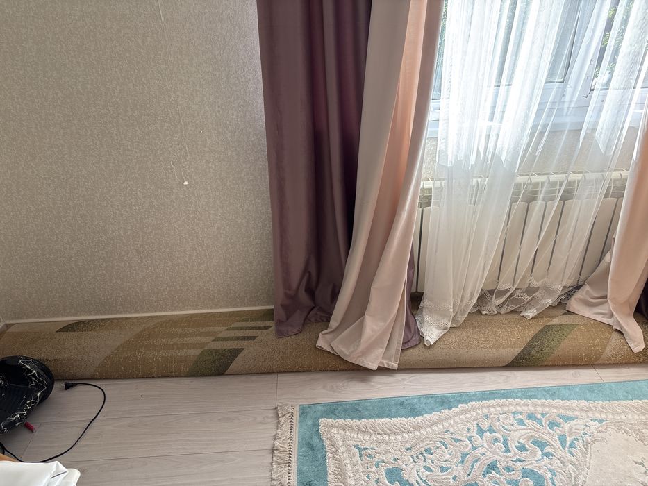 Продам ковер три на четыре в хорошем состоянии