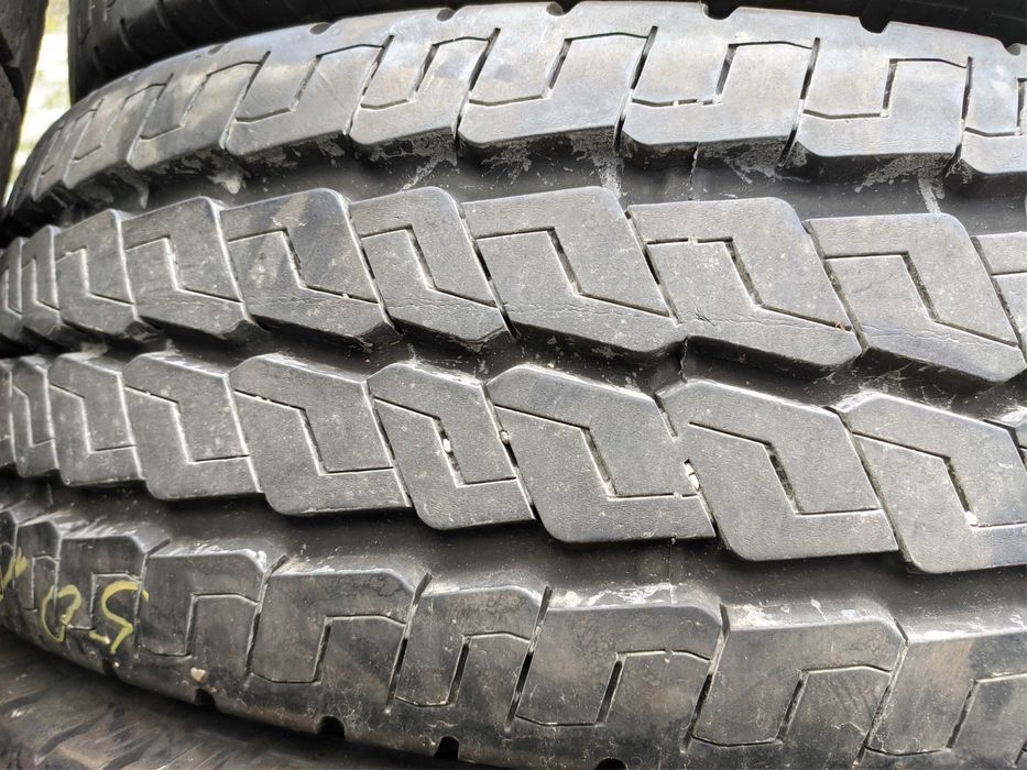 4бр Летни гуми за бус 215 70 15 С - Continental