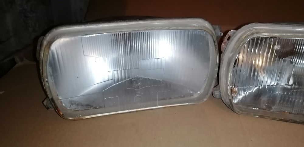 Faruri Elba pentru Dacia 1300