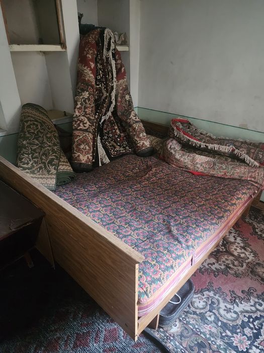 Kravat sotiladi 2kishili