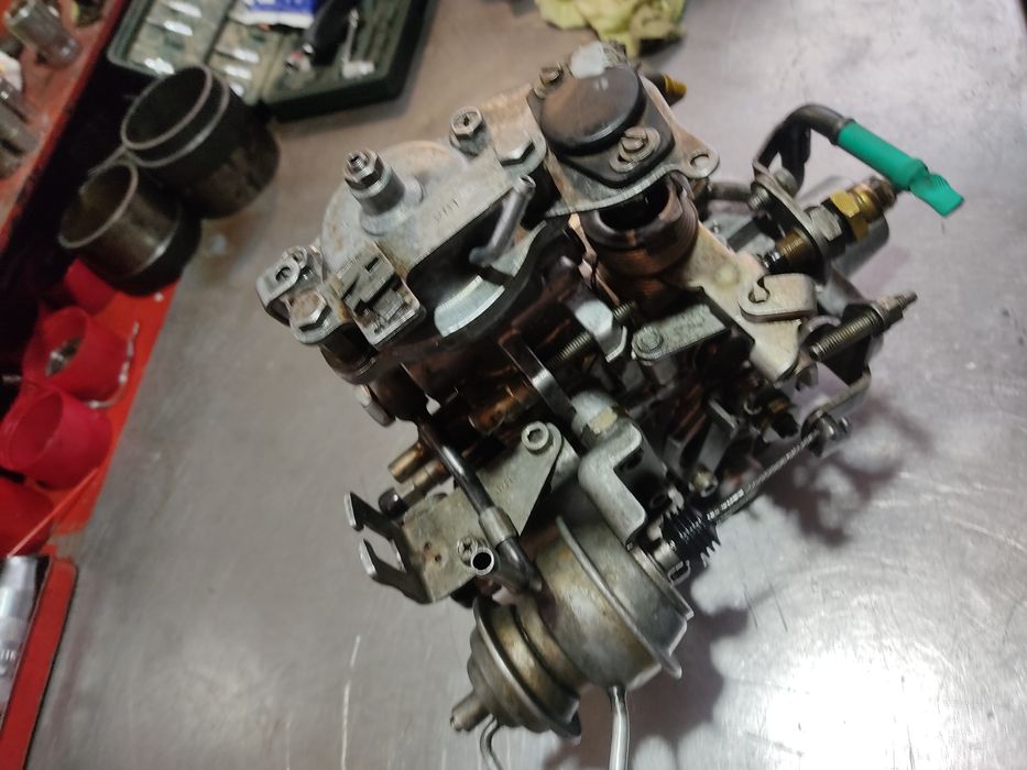 на Мазду mpv ТНВД.