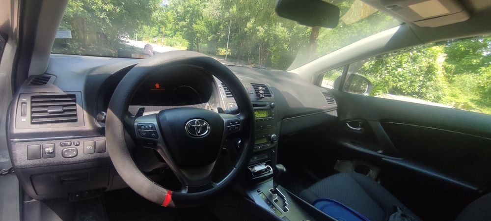 Продавам Тойота Авенсис 5000€