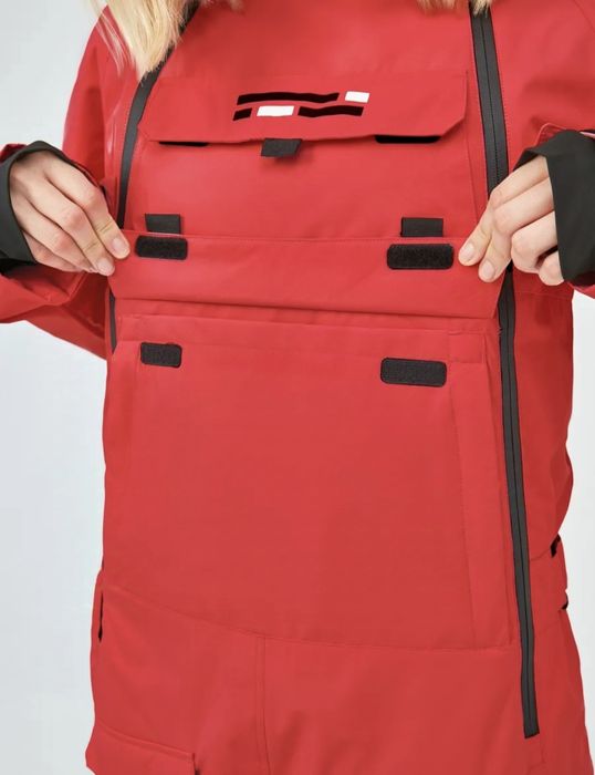 Горнолыжный комбинезон,костюм лыжный