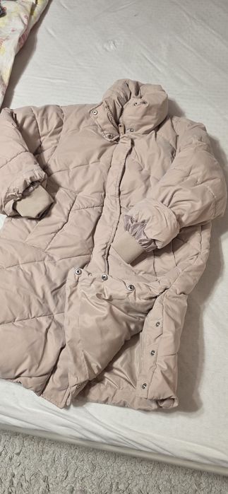 Vand geaca Zara marimea 140
