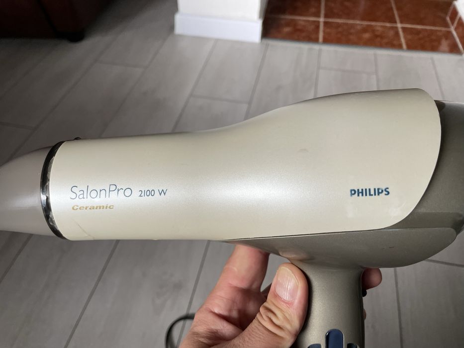 Сешоар-Philips Salon Pro HP-4891(с проблем)