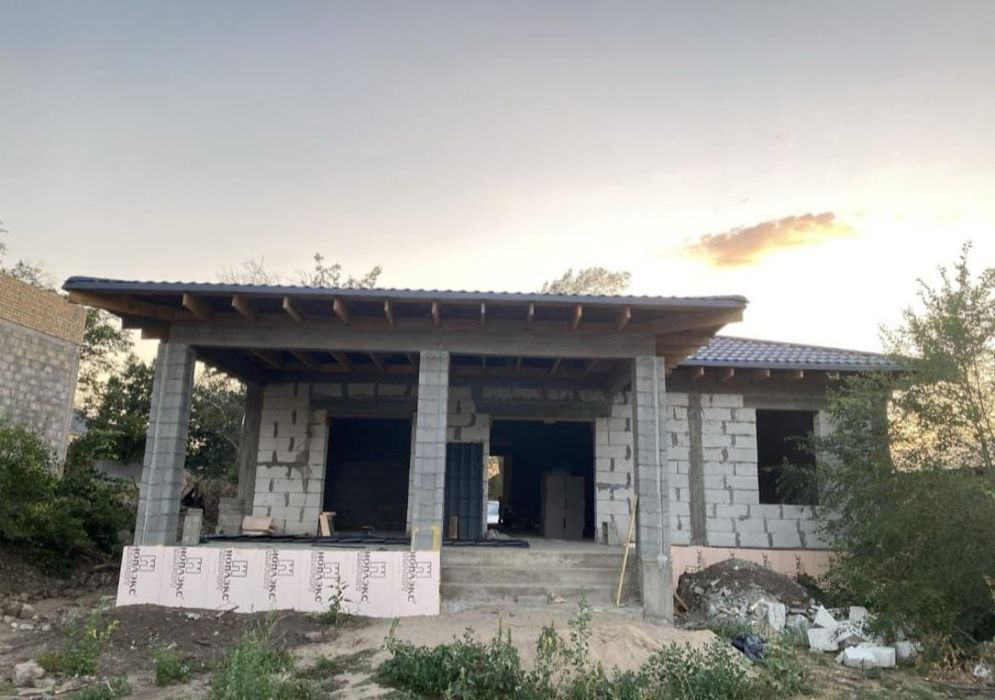 Каменщики поисках работы