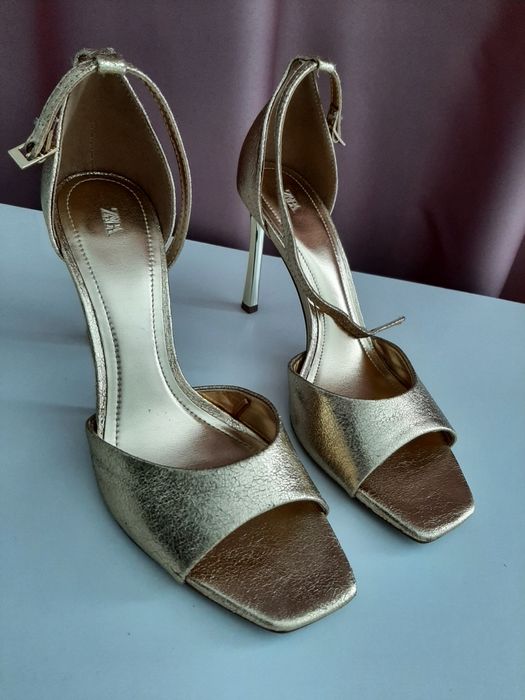 Sandale dama  Zara 40