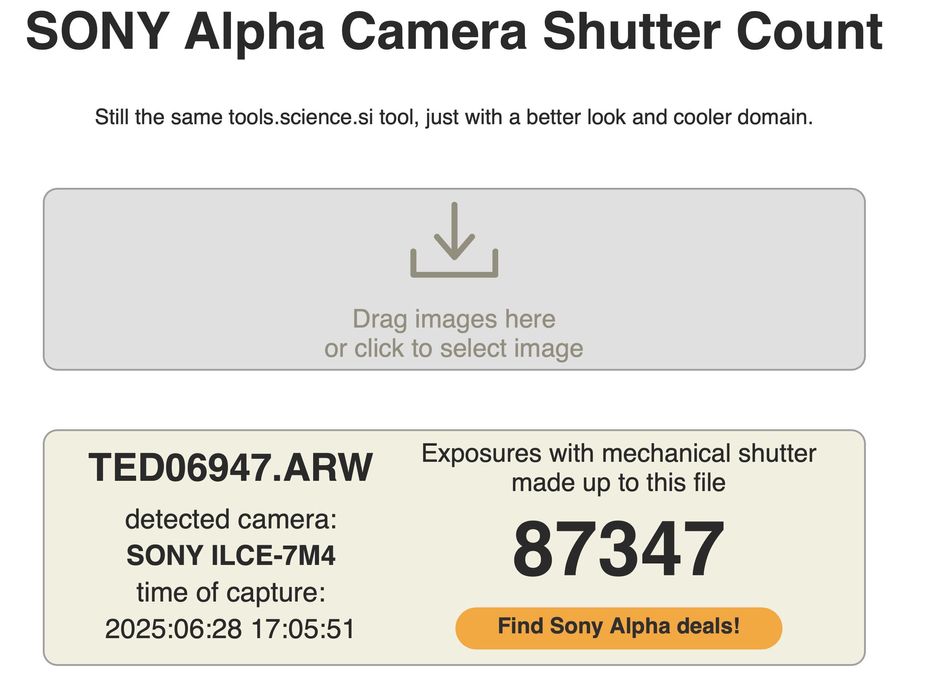 Продавам фулфрейм фотоапарат Sony A7IV в отлично състояние