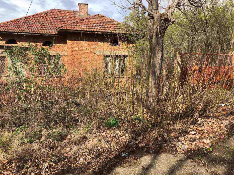 Продава се Къща в с. Софрониево, Област Враца - 120 кв.м за 51 €/кв.м - Снимка #2