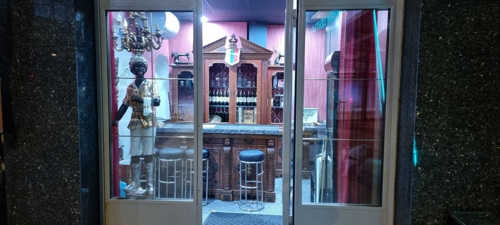 Дава се под наем Магазин в София, Лозенец - 60 кв.м за 1246.44 € - Снимка #8