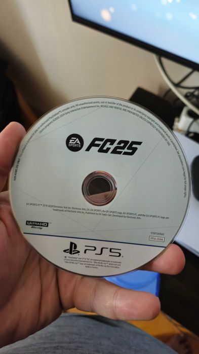 Игра за ps5 EAFC25