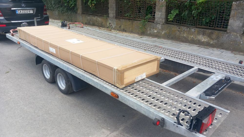 Навес за автомобил