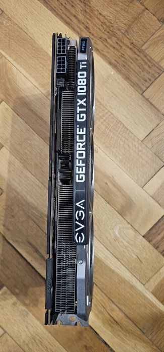 Видеокарта 11 gb EVGA GTX 1080ti  FTW3