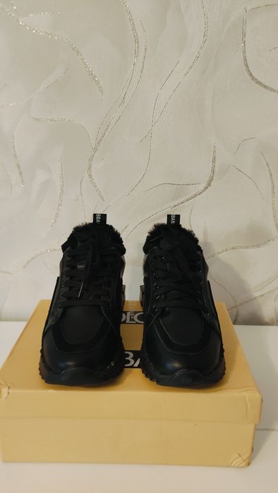 Кроссовки зимние