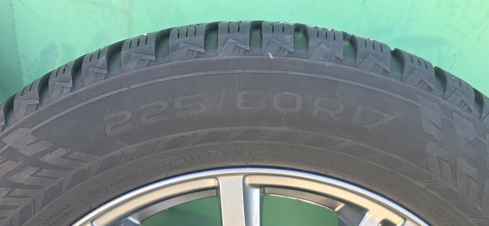 Hakkapeliitta 10 suv 225/65/17