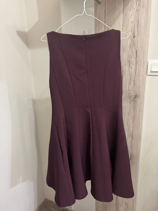 Елегантна рокля Zara