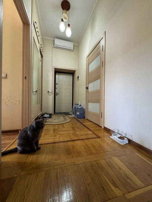 Навои, Высокопотолочка! , 3/3/4, 75 м2, Анхор