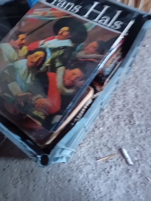 Carti vechi de vânzare