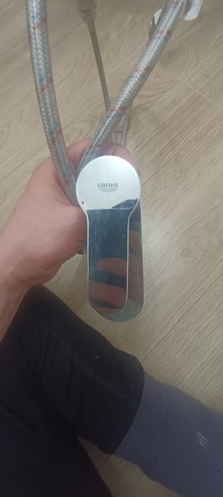 Продам смеситель Grohe