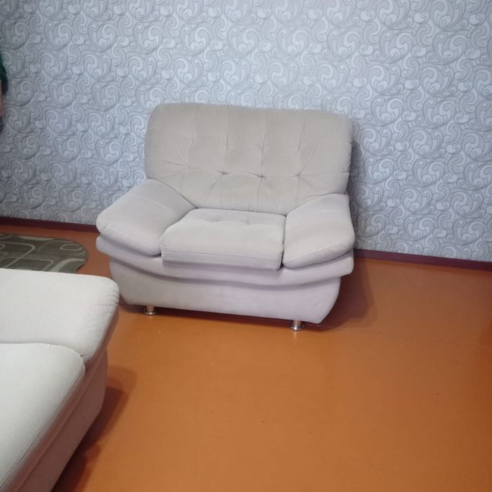 Продам диван и кресло