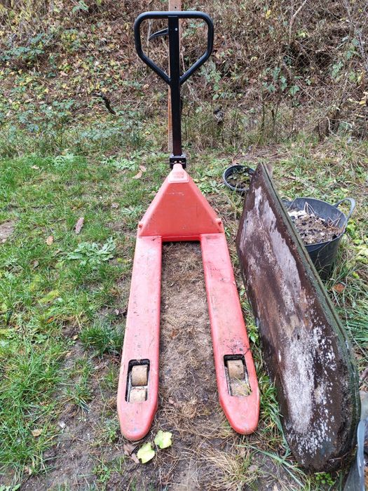 Палетна количка -2. 5.тона