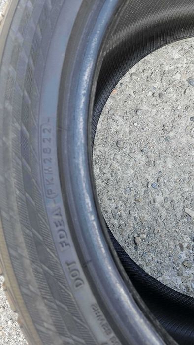 275/40 R20 • Iarna • Yokohama BluEarth Winter V905 106V XL | 2 buc | DOT 2022 | Pret/buc