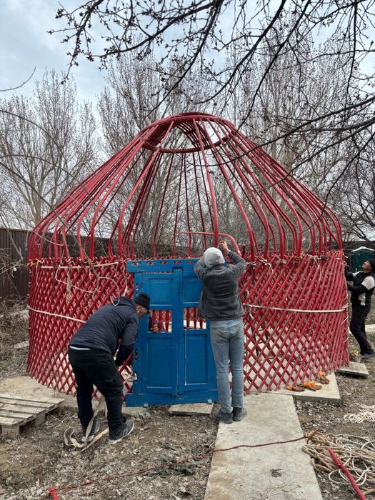 Киіз үй, 7 канат, Юрта