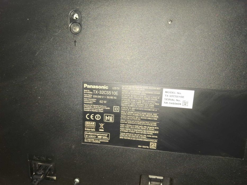 Телевизор Panasonic, модел TX-32CS510E, 32 инча
