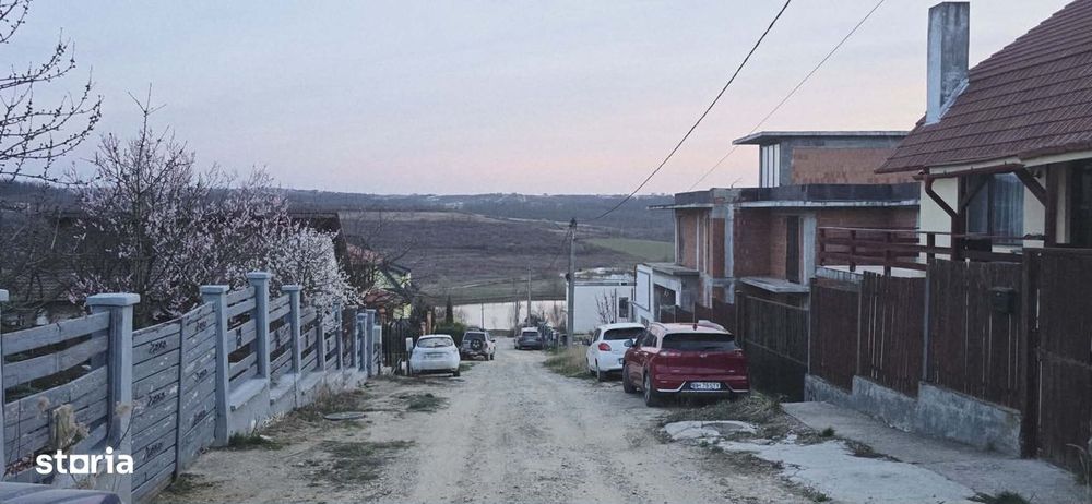 Teren de vânzare, loc. Paleu