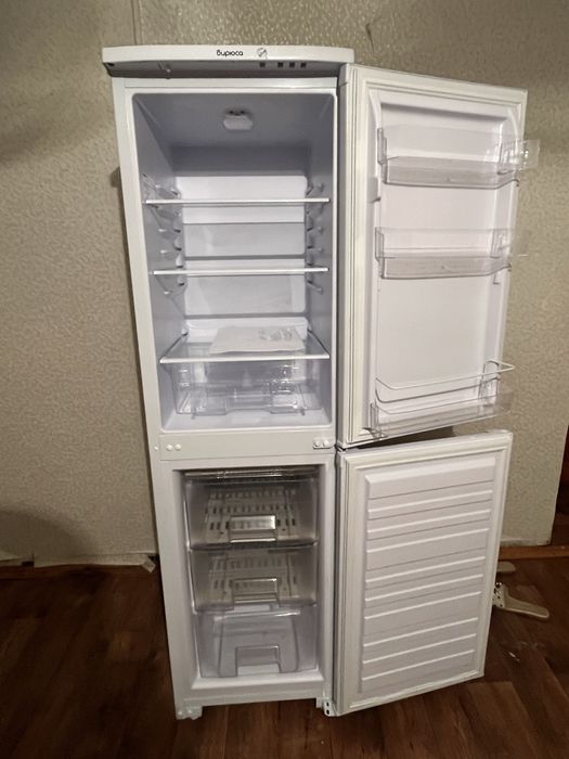 Холодильник новый