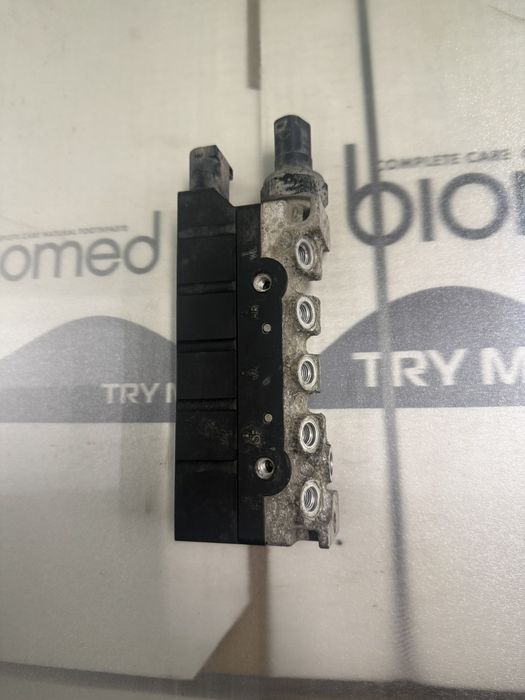 Разпределител Mercedes W220