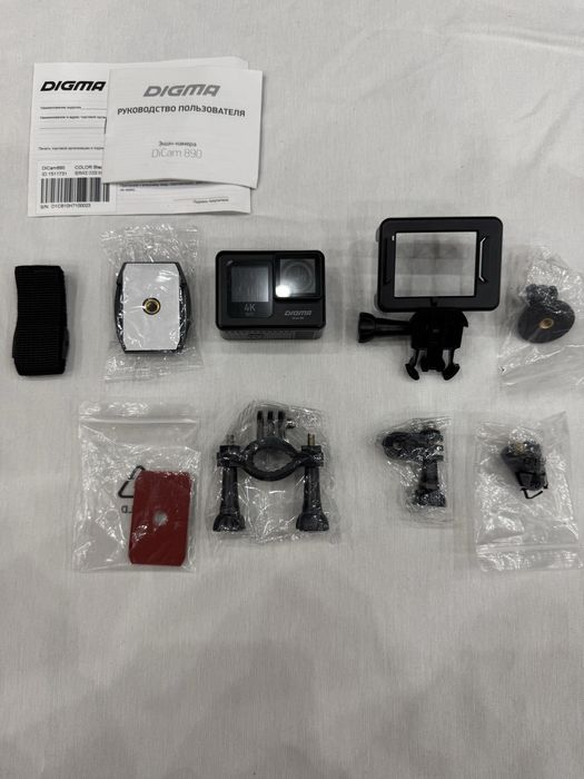 Экшн-камера DIGMA DiCam 890