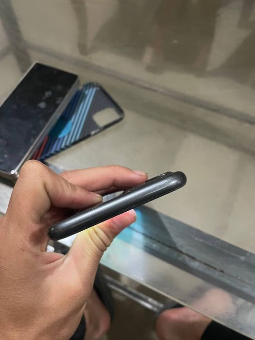 Iphone 11 71% 64 gb holati yaxshi