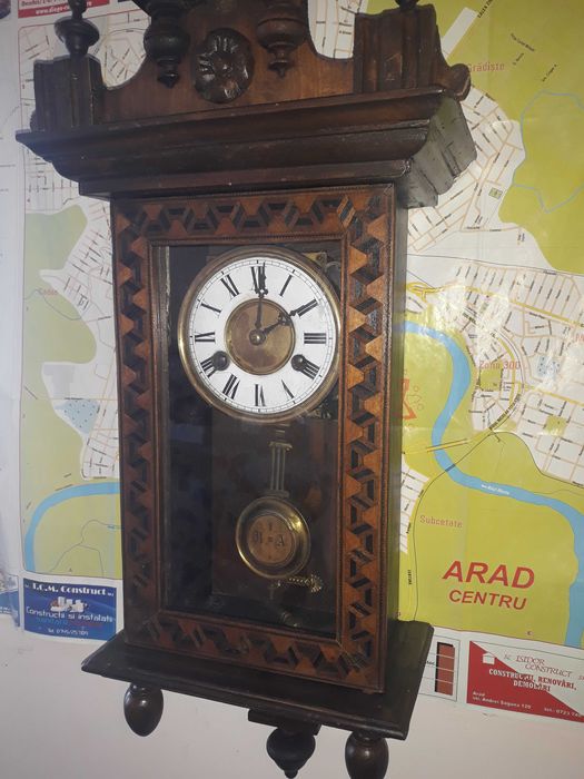 ceas perete miniatura