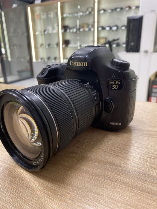 Canon eos 5d mark iii (p25)