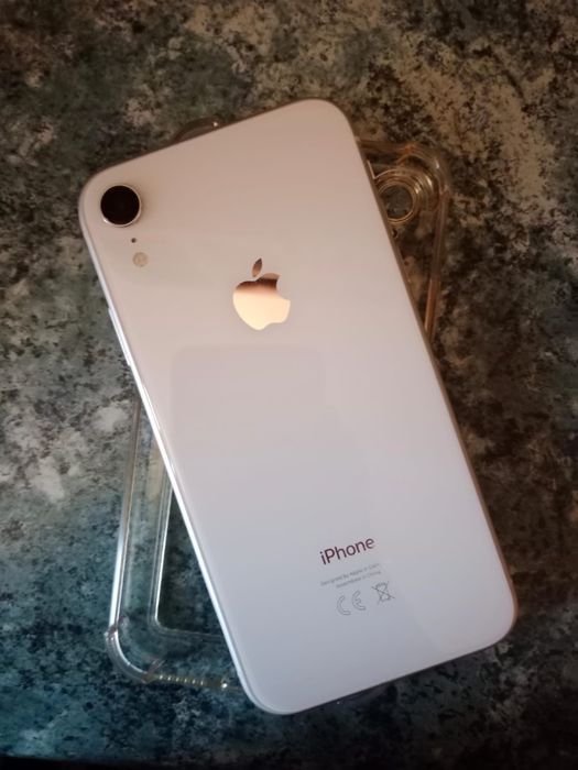 iPhone Xr 64гб срочно