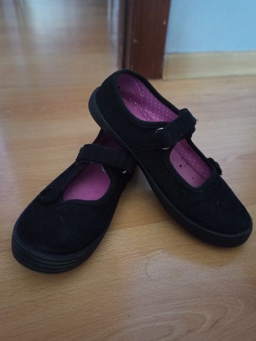 Продам туфли школьные!